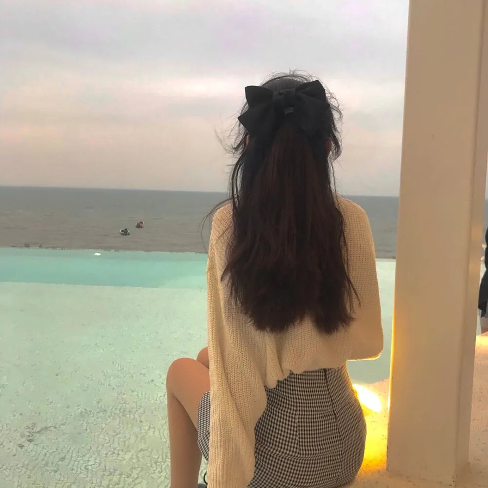 丑小鸭的天鹅湖